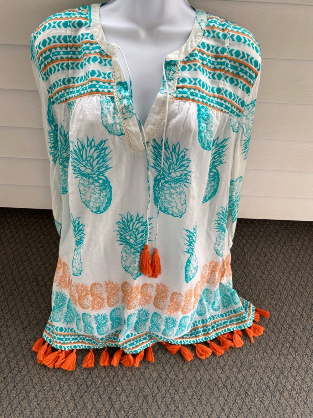 Crown & Ivy Top Shirt Cover Up Size L NWOT